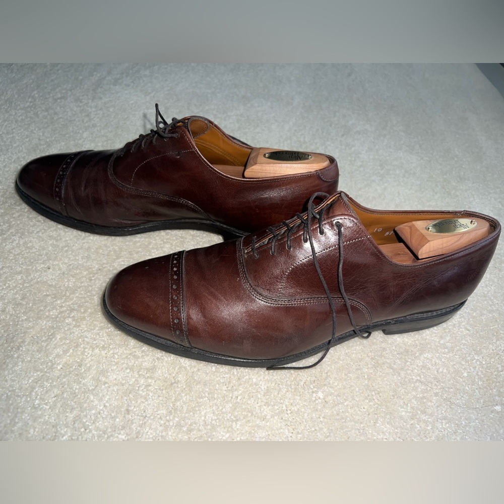 Allen Edmonds Men size 10 Brown Leather Lace Up Oxford